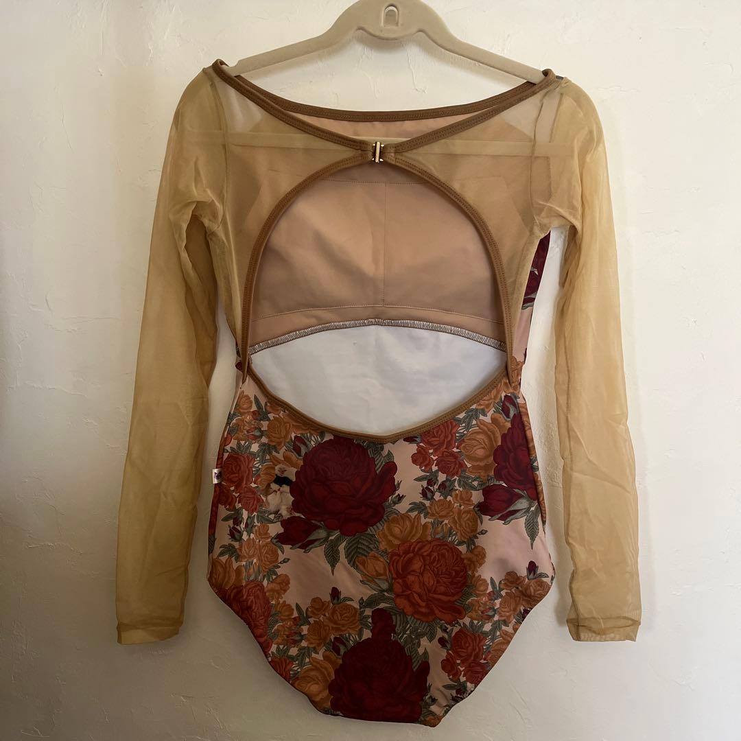 unoa 10部袖レオタード Mサイズ