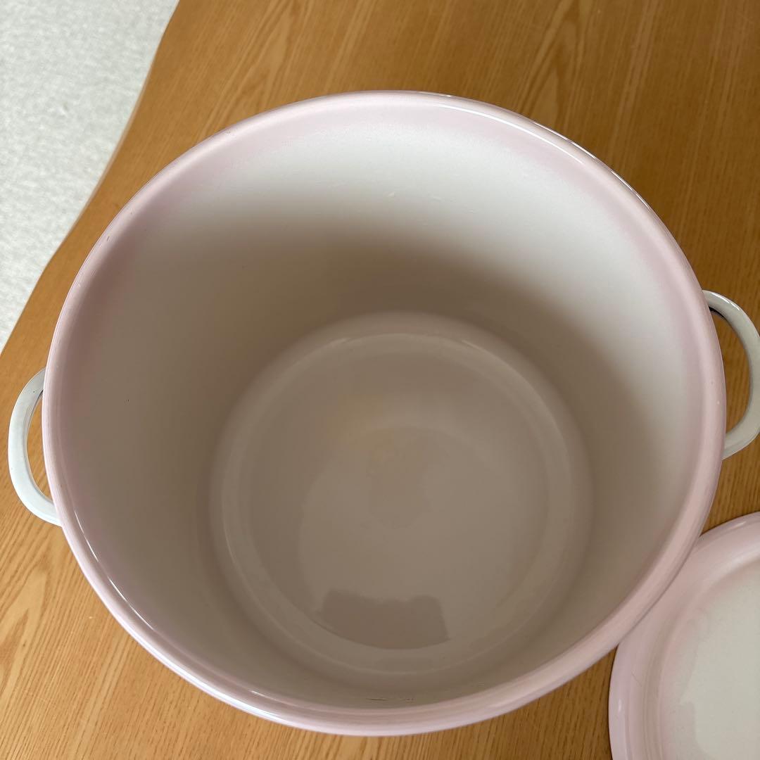 イマン　ダイアナローズライス缶