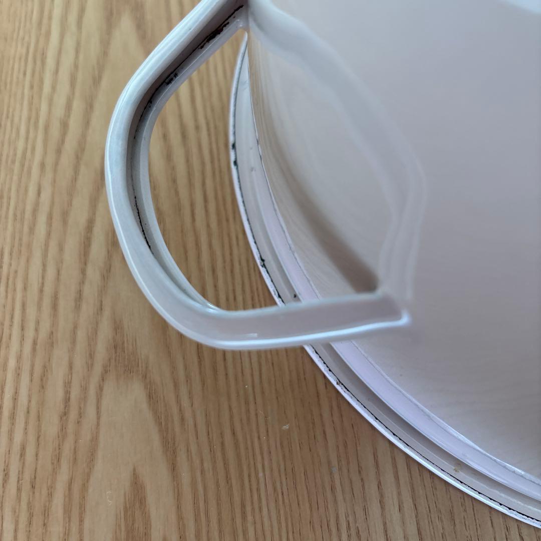 イマン　ダイアナローズライス缶