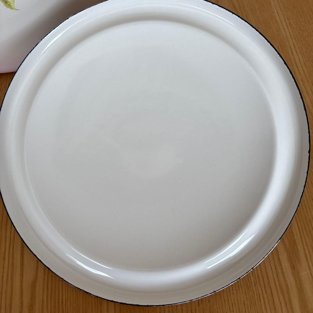 イマン　ダイアナローズライス缶