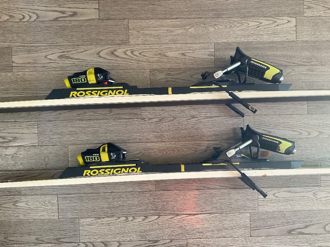 ROSSIGNOL ９X ・プレート・ビィンディング　サンドウィッチ構造