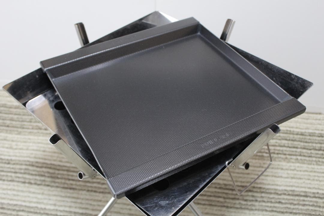 UNIFRAME ユニフレーム ファイアグリル + ファイアグリル エンボス鉄板