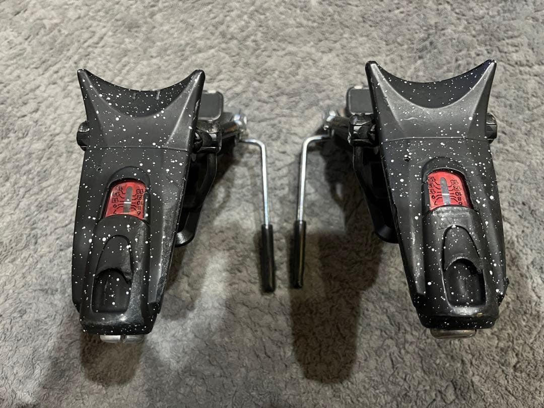 スキー look pivot 15 GW sender signature