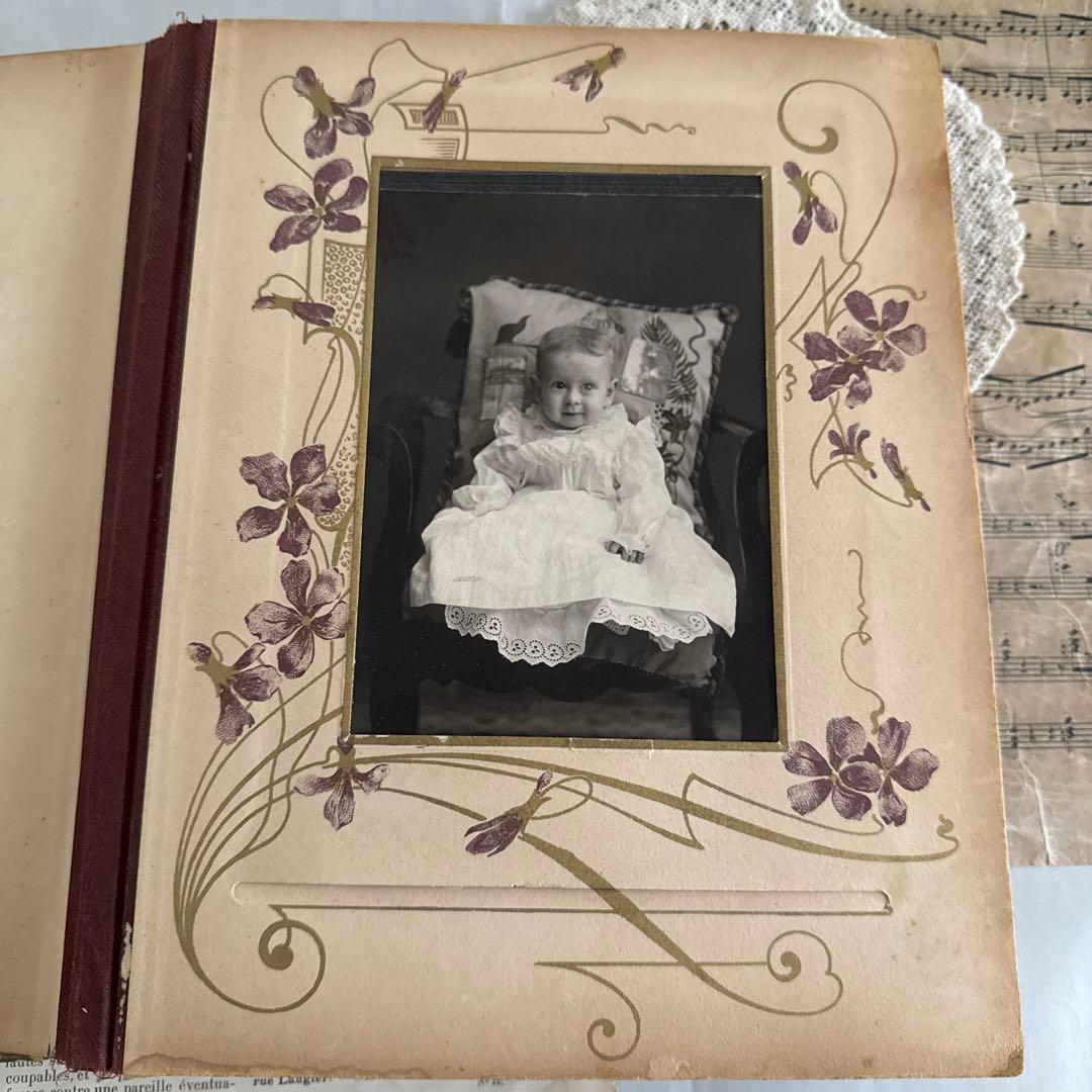 アンティーク美しいアルバム　ヴィクトリアン写真　キャビネット洋書　古書　撮影小物