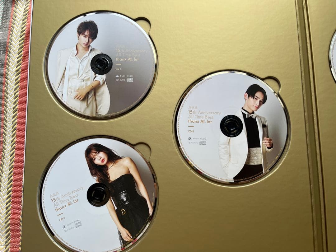 AAA 15周年ベストアルバム、他3点