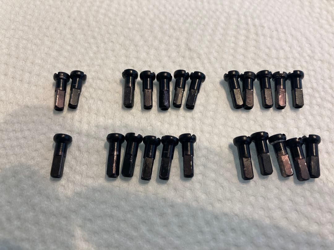 ロードバイク　カーボンリム　50mm バテッドスポーク、ニップル、ハブのセット