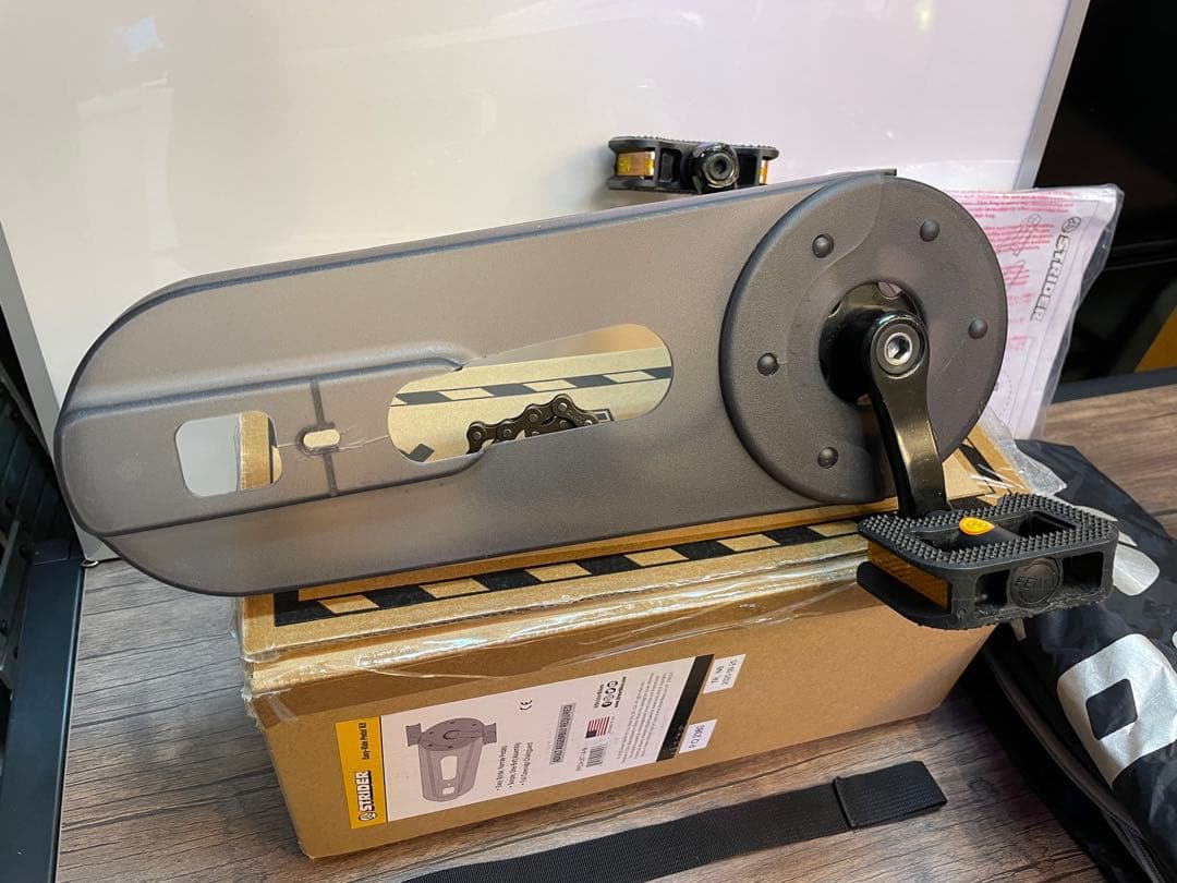 美品 限定色 ストライダー STRIDER 14X ライムイエロー 自転車 廃盤