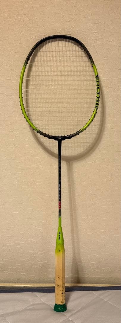 ヨネックス　ボルトリック30 5U5G ブラックxライムグリーン【廃盤】