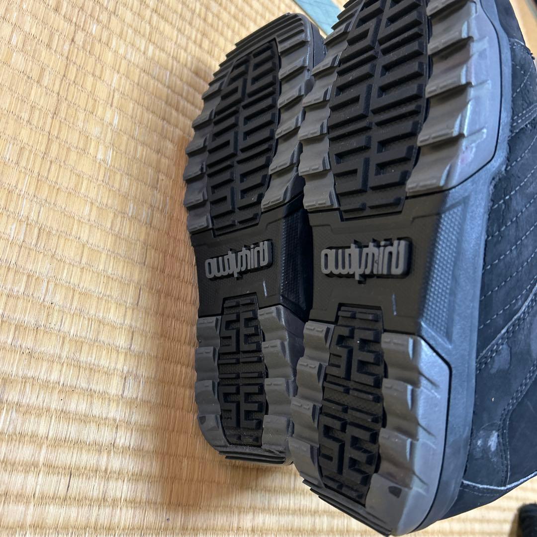 32 ThirtyTwo スノーボードブーツ　EURO 42.5サイズ