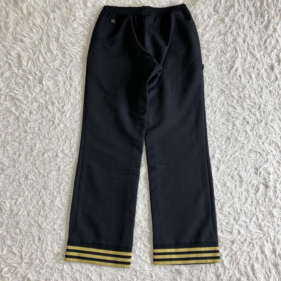 ◎極美品 アディダス 人気の黒×金 ジャージ上下セット L スポーツカジュアル