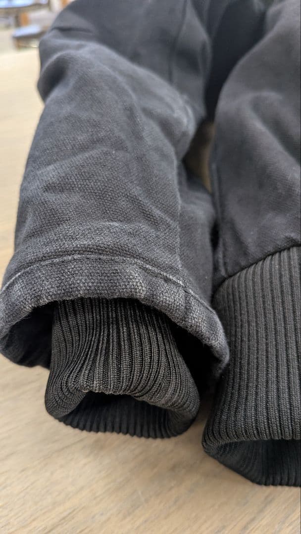 carheartt アクティブジャケット 購入不可です 事務局に問い合わせ中です