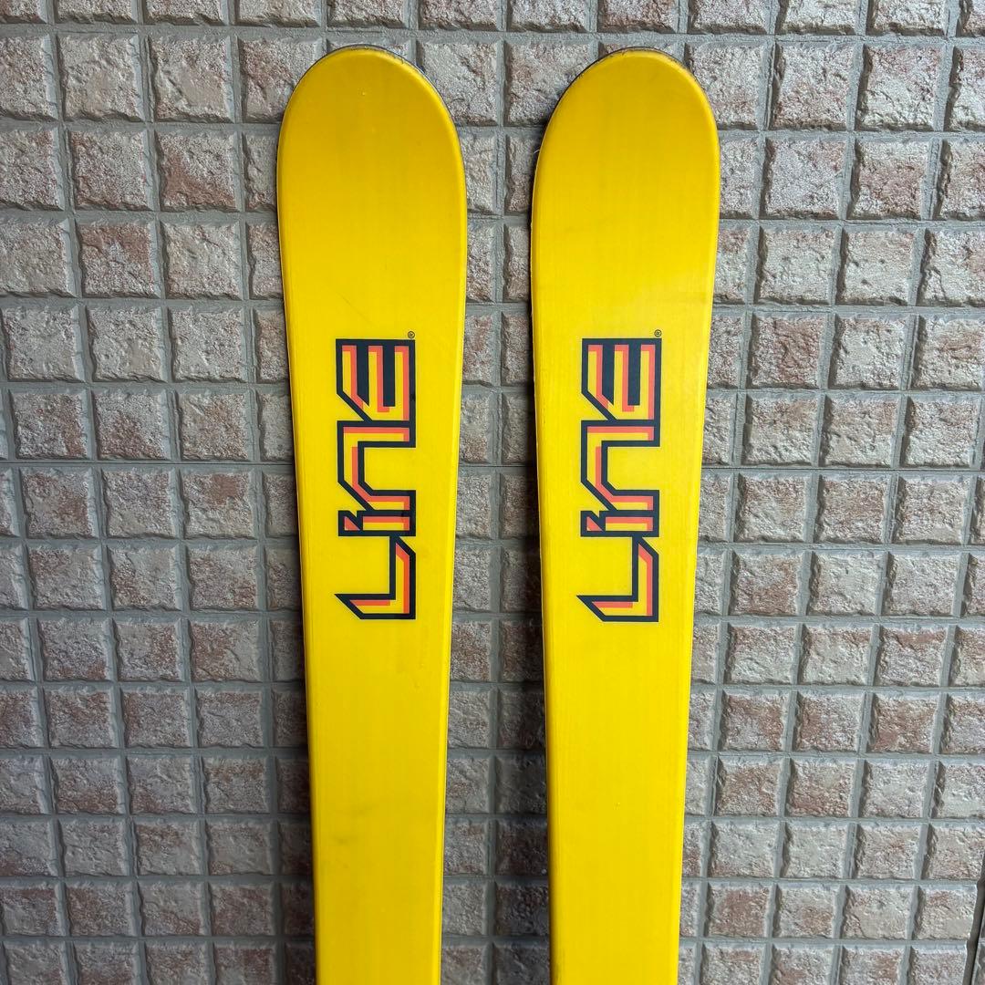 Line LINE スキー板　175cm モーグル　モーグル専用　ロシニョール