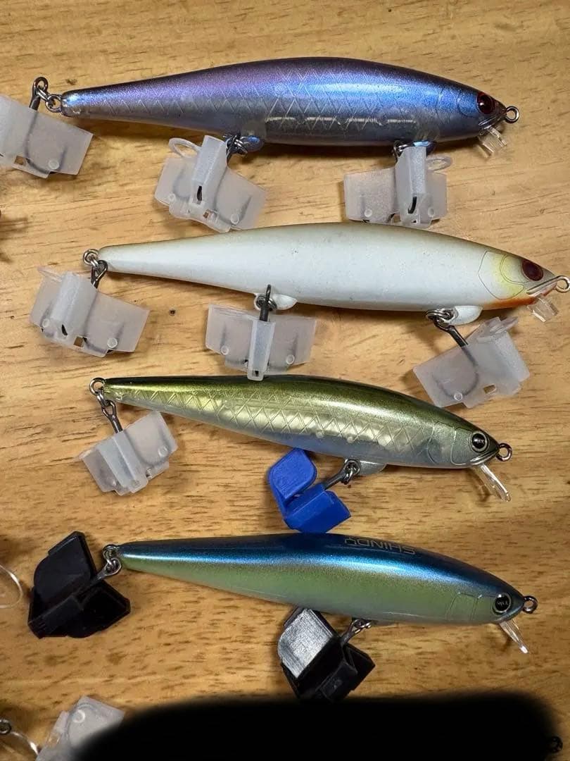 レヴォニック　シンディ