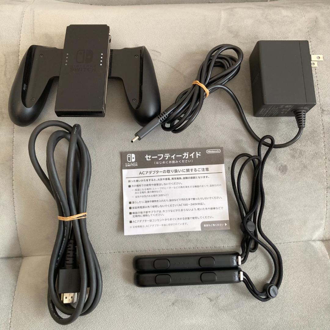 【美品】【完品】Nintendo Switch ネオンブルー・ネオンレッド 新型