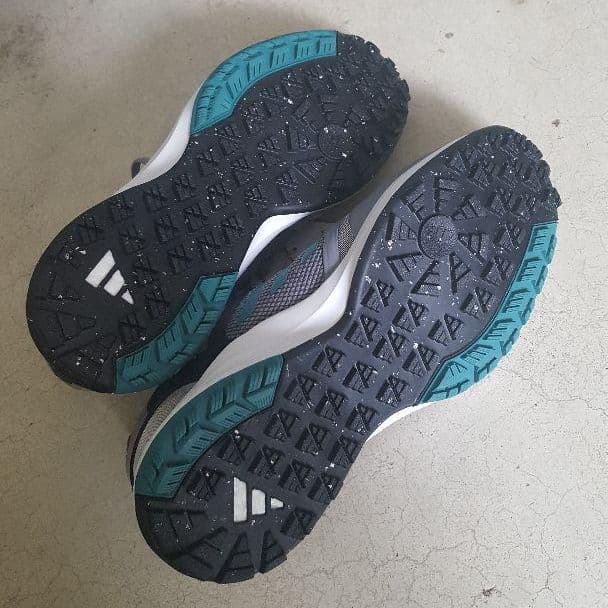 【新品・未使用】超軽量スパイクレスゴルフシューズ