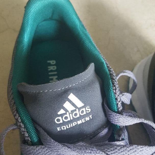 【新品・未使用】超軽量スパイクレスゴルフシューズ