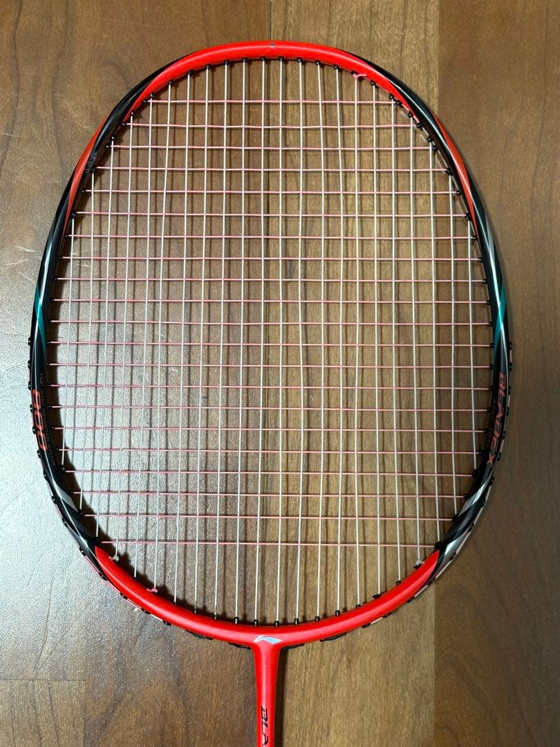 【美品】LI-NING (リーニン)バドミントンラケット BLADEX800