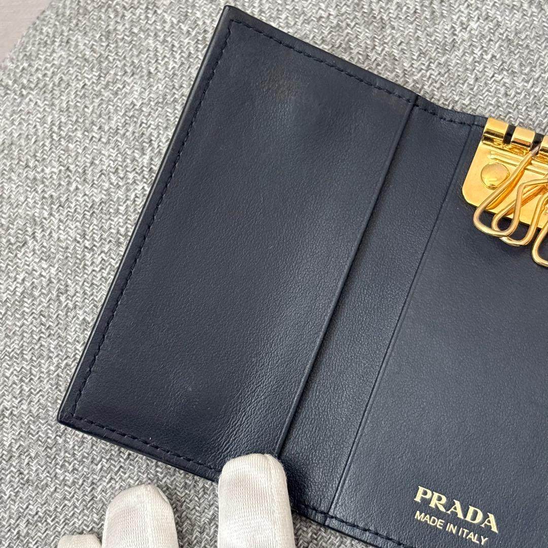 【箱付き】Prada プラダ 6連キーケース 鍵入れ ネイビー系 レザー 373