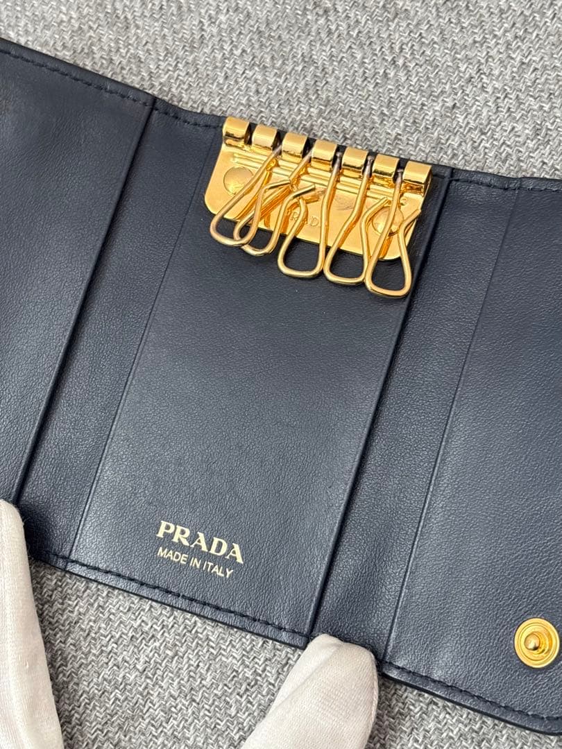 【箱付き】Prada プラダ 6連キーケース 鍵入れ ネイビー系 レザー 373