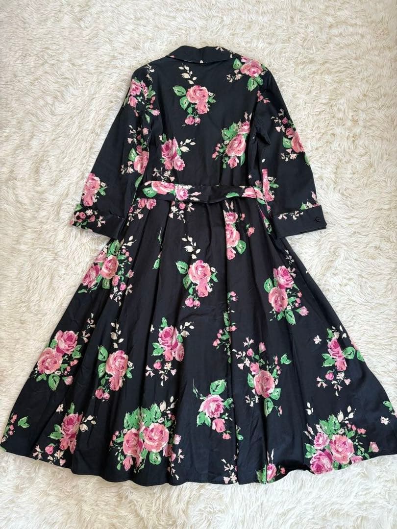 LAURA ASHLEY ローラアシュレイ　花柄ワンピース　ベルト付き