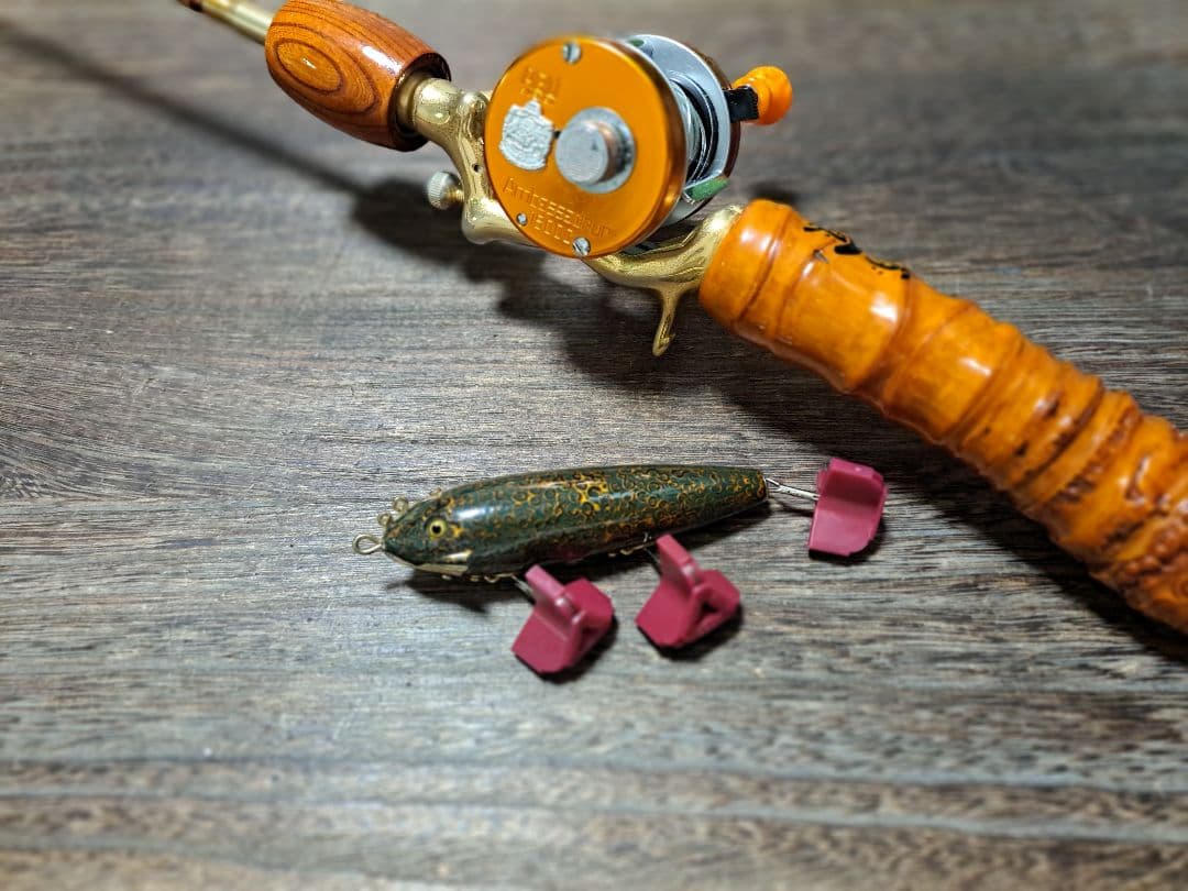 道楽　DOWLUCK　ドウラク　ドライビングミノー　唐青　研出し　レアカラー