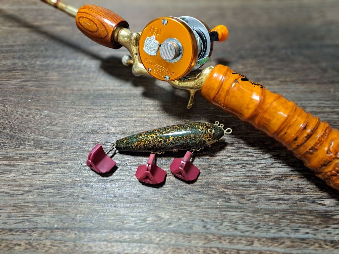 道楽　DOWLUCK　ドウラク　ドライビングミノー　唐青　研出し　レアカラー