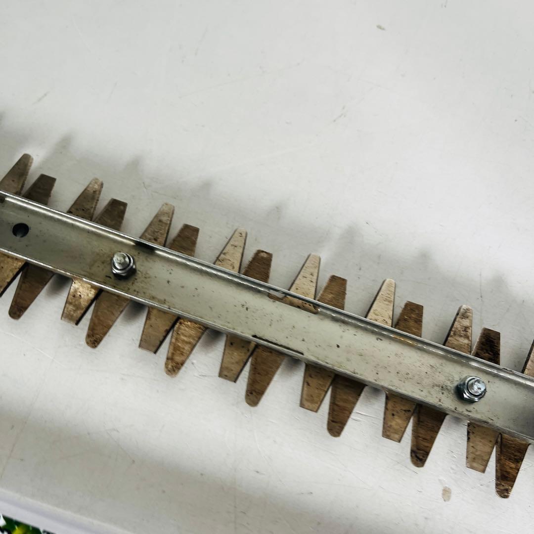 マキタ 生垣バリカン 電源コード式 刈込幅350mm MUH3502