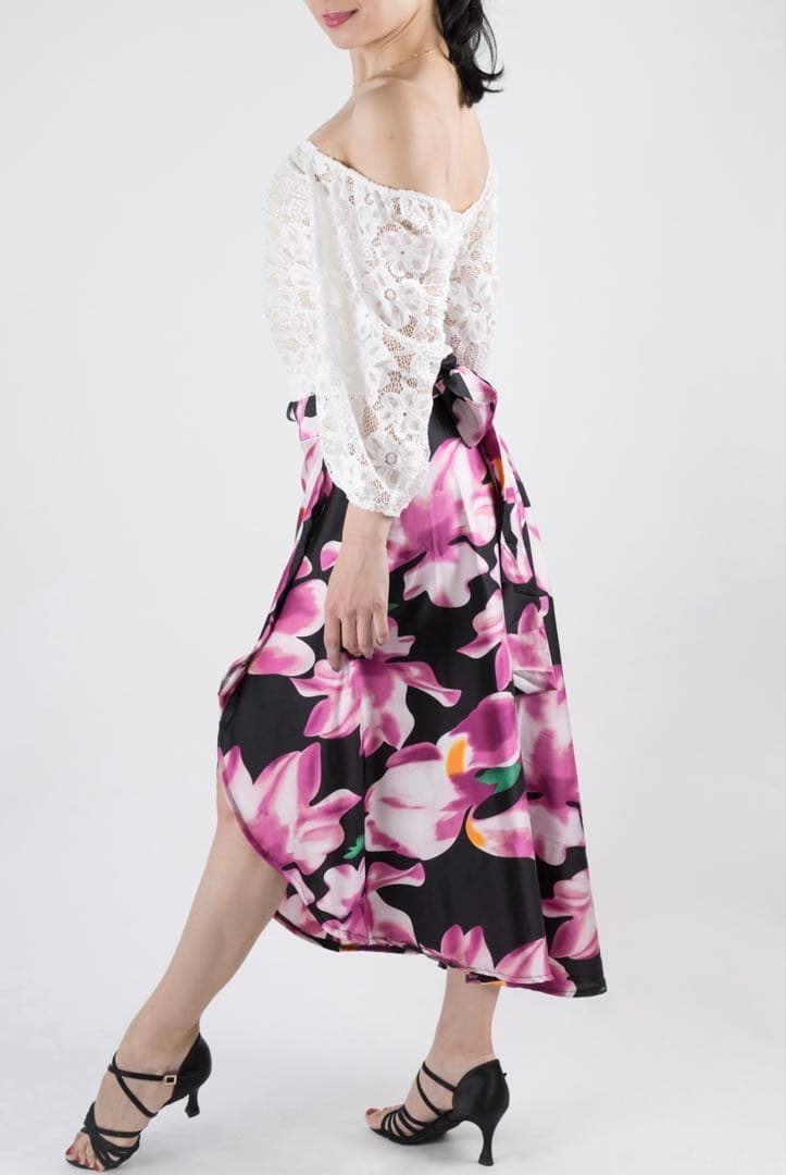 送料無料★新品未使用｜白レースタンゴ・ダンス衣装トップス｜ミロンガ