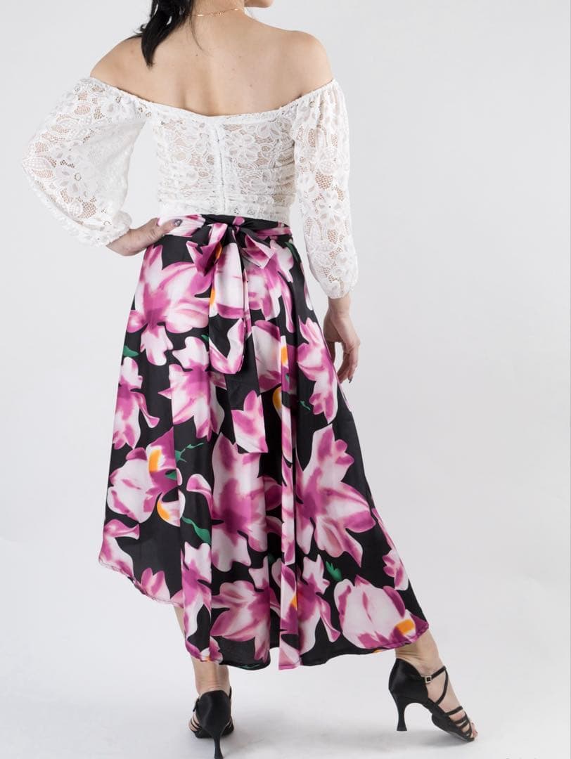 送料無料★新品未使用｜白レースタンゴ・ダンス衣装トップス｜ミロンガ