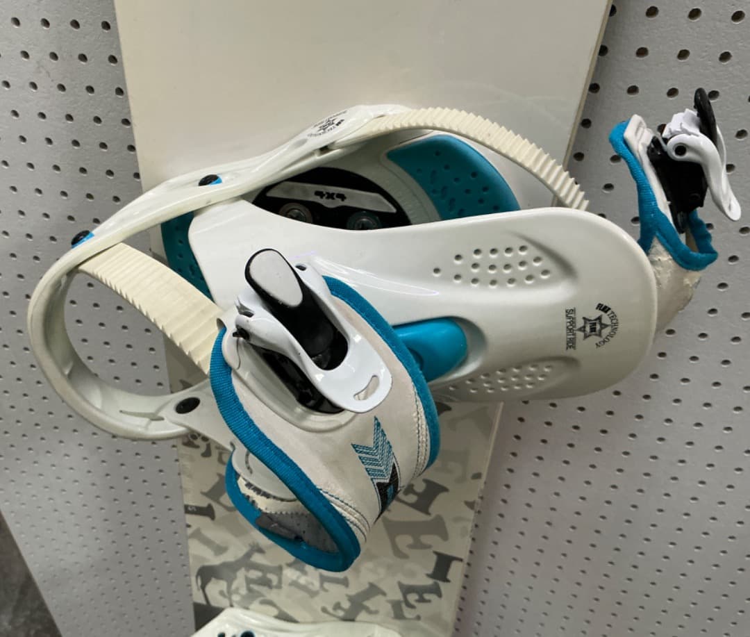 YONEX スノーボード ビンディングFLUX