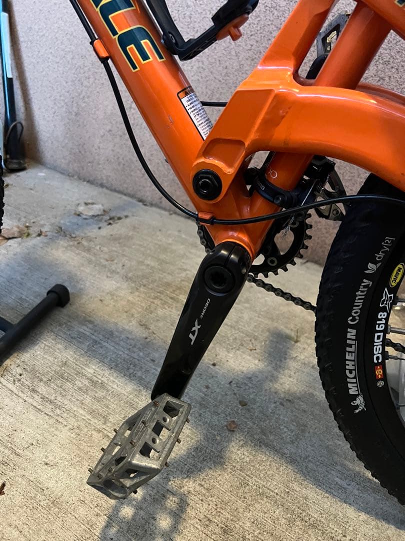 Cannondale マウンテンバイク オレンジ 26インチ