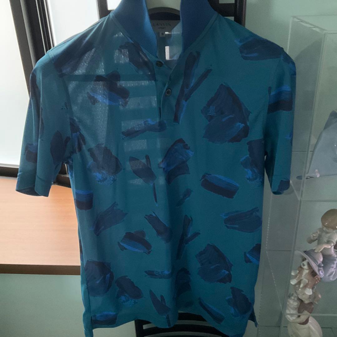 LANVIN の本当にモダンでお洒落なTシャツです。