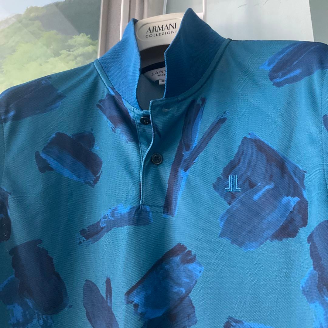 LANVIN の本当にモダンでお洒落なTシャツです。