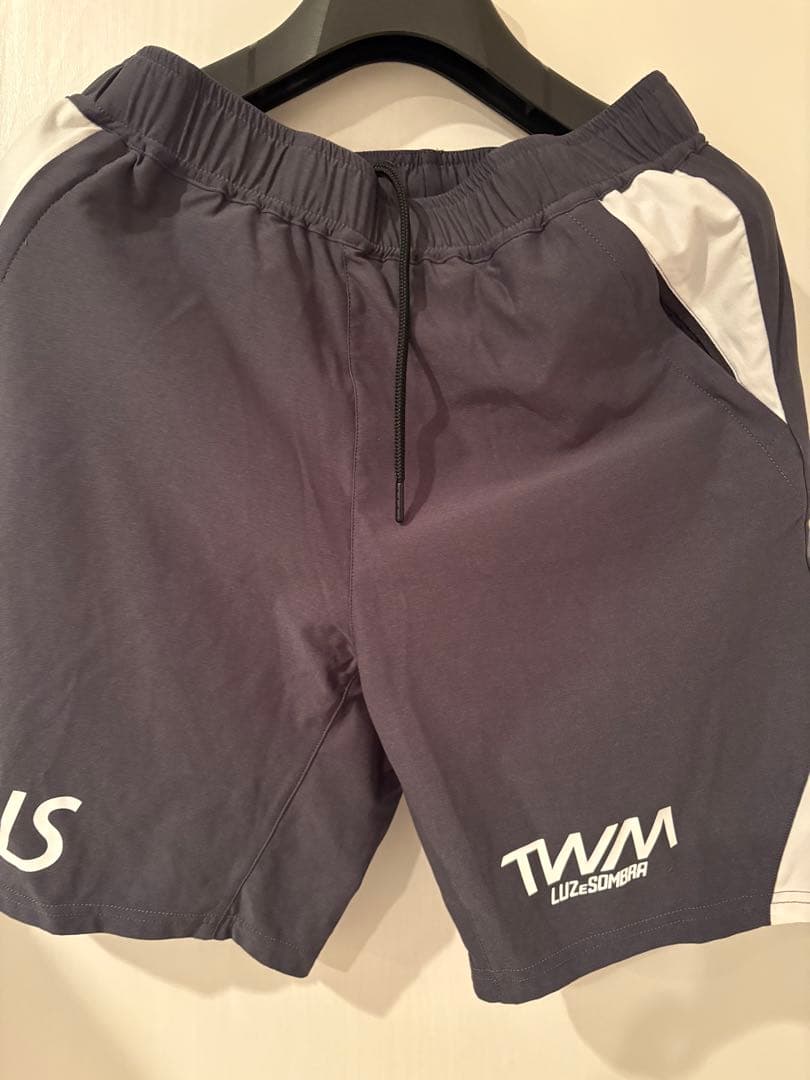 LUZ e SOMBRA TWMプラクティス上下セット ルースイソンブラ