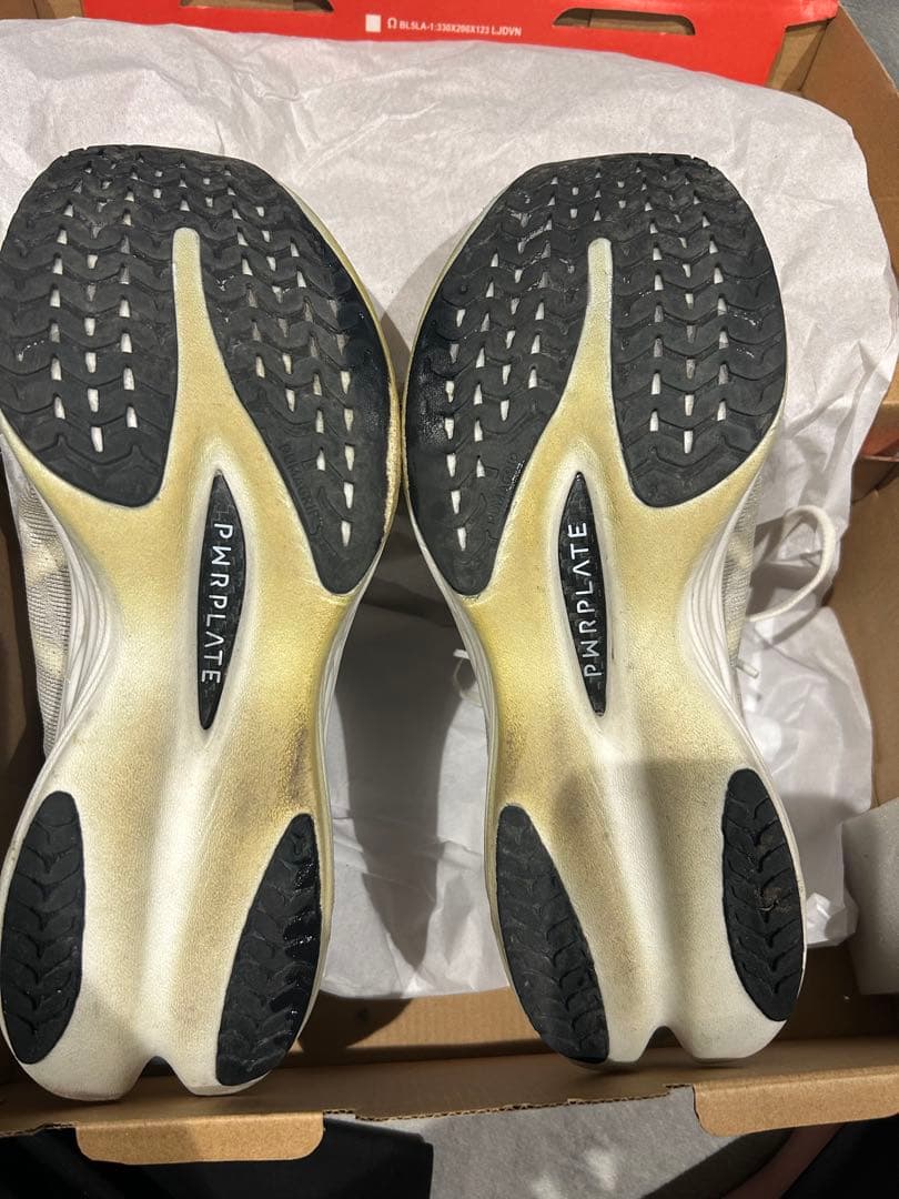 PUMA ディヴィエイトニトロエリート3 27.0cm