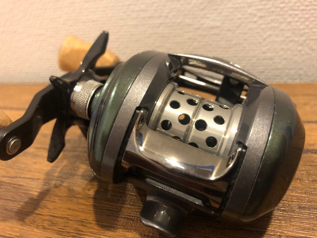 アルファス エアストリームカスタム 左ハンドル