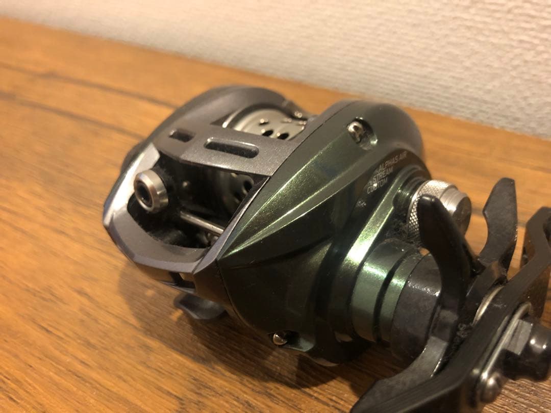 アルファス エアストリームカスタム 左ハンドル