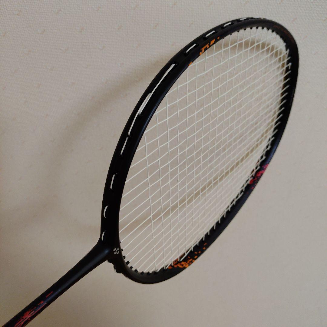 YONEX バドミントンラケット ケース付き 軽量 5UG5 黒 未使用に近い