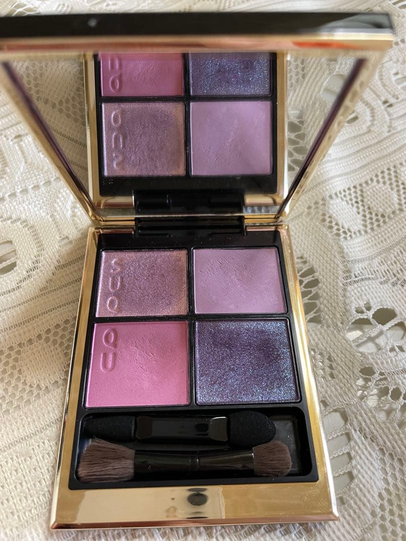 SUQQU シグニチャーカラーアイズ　137