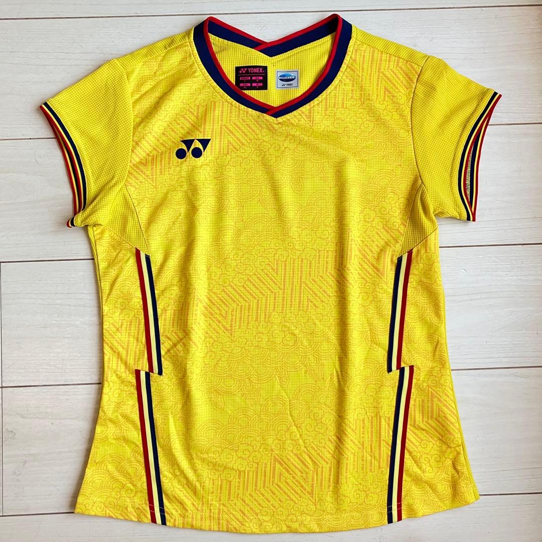 美品＊YONEXヨネックス＊中国代表モデルユニフォームO