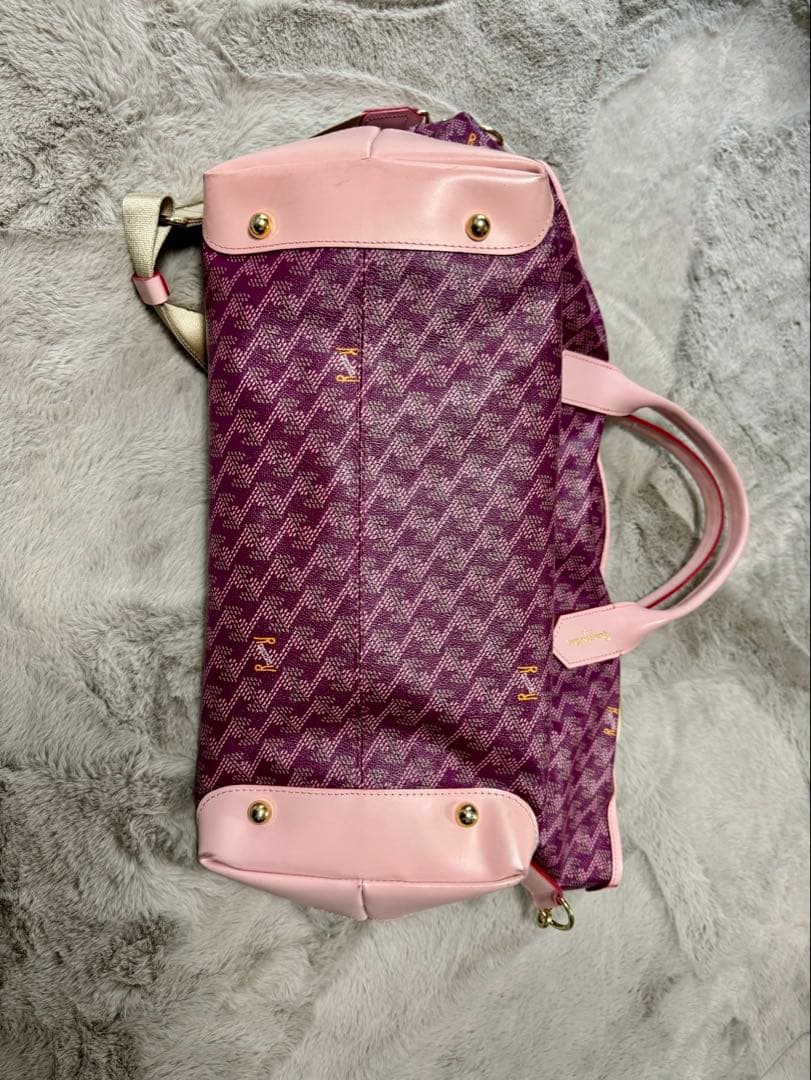 レザレクション Resurrection ボストンバッグ　　ラニウス