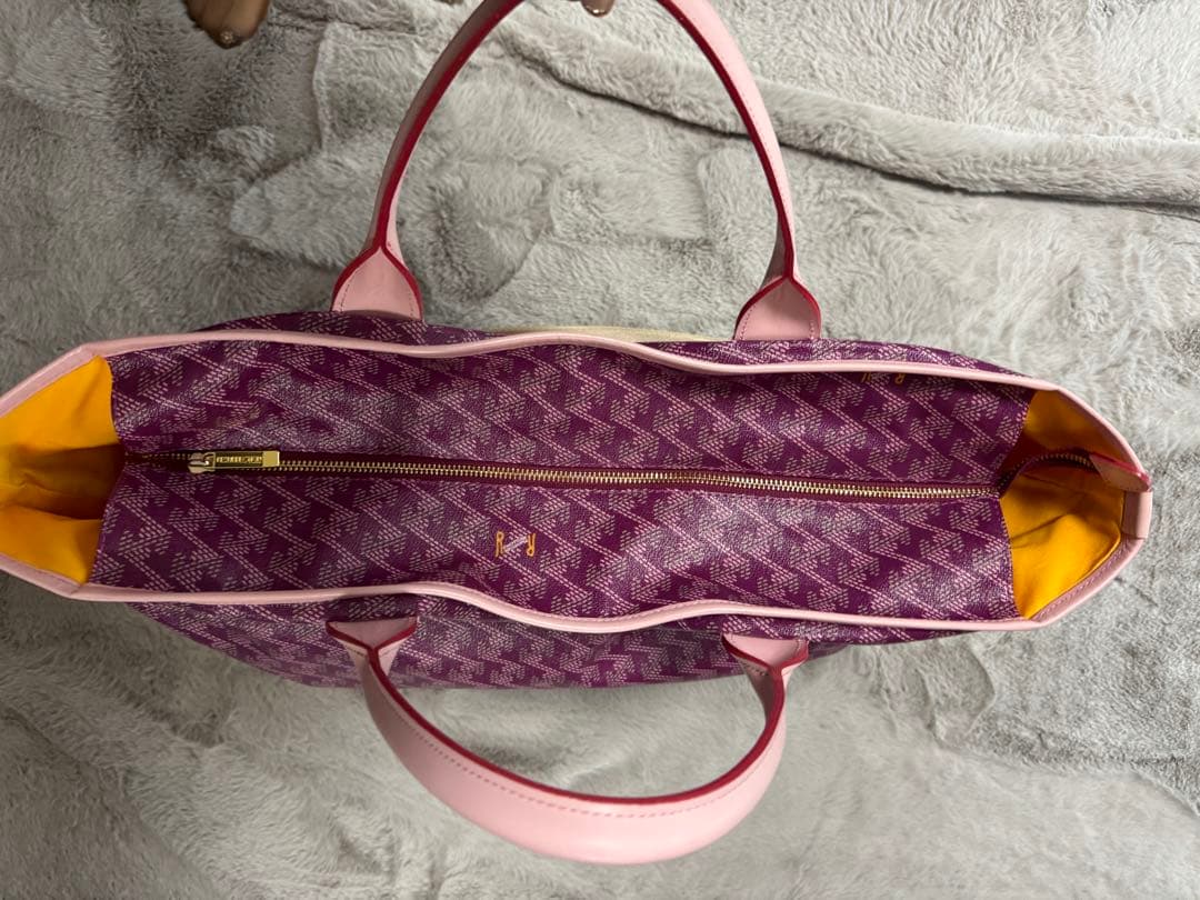 レザレクション Resurrection ボストンバッグ　　ラニウス