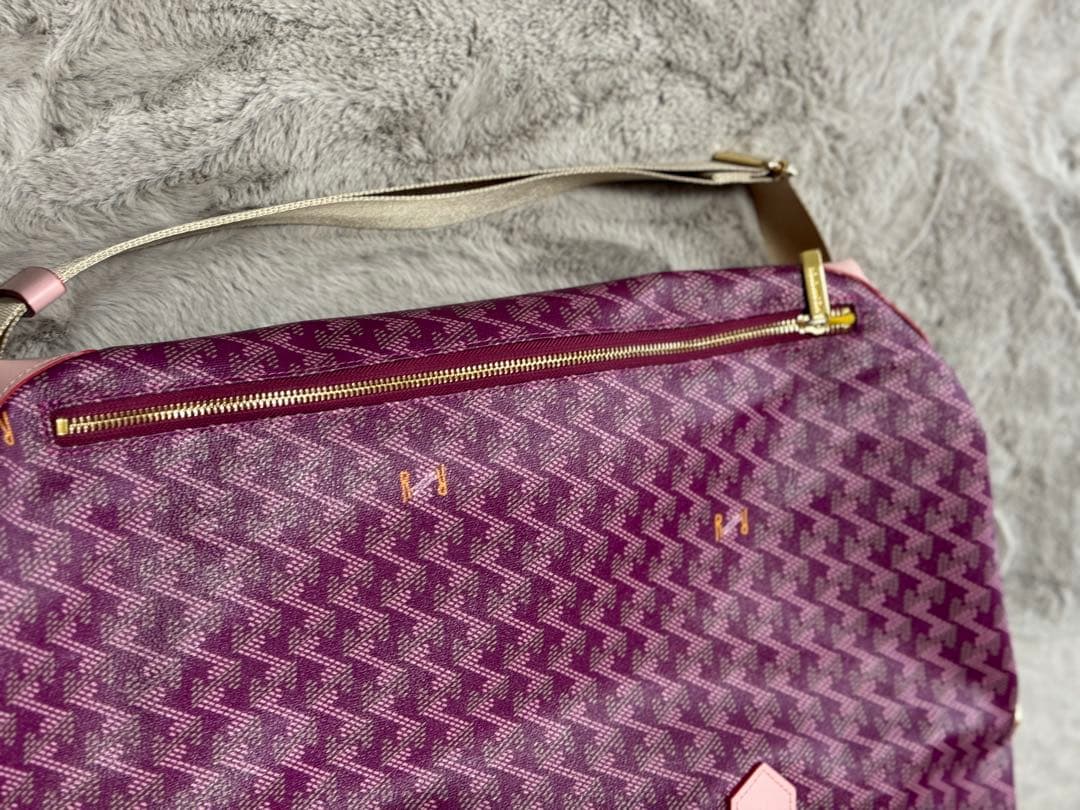 レザレクション Resurrection ボストンバッグ　　ラニウス