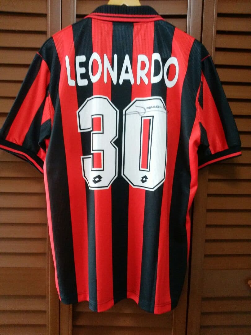 lotto ＡＣミラン30番 レオナルド サイン入りユニフォーム（未使用品）
