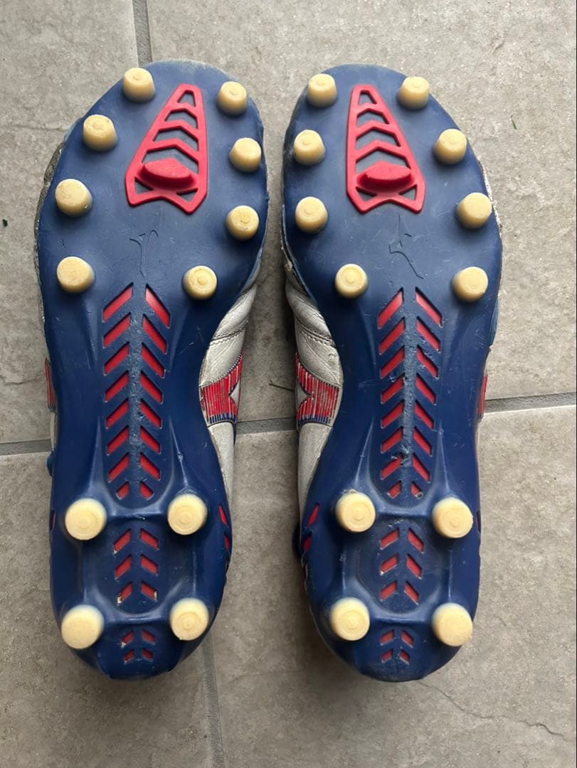 Mizuno サッカーシューズ ホワイト/ネイビー/レッド限定カラー