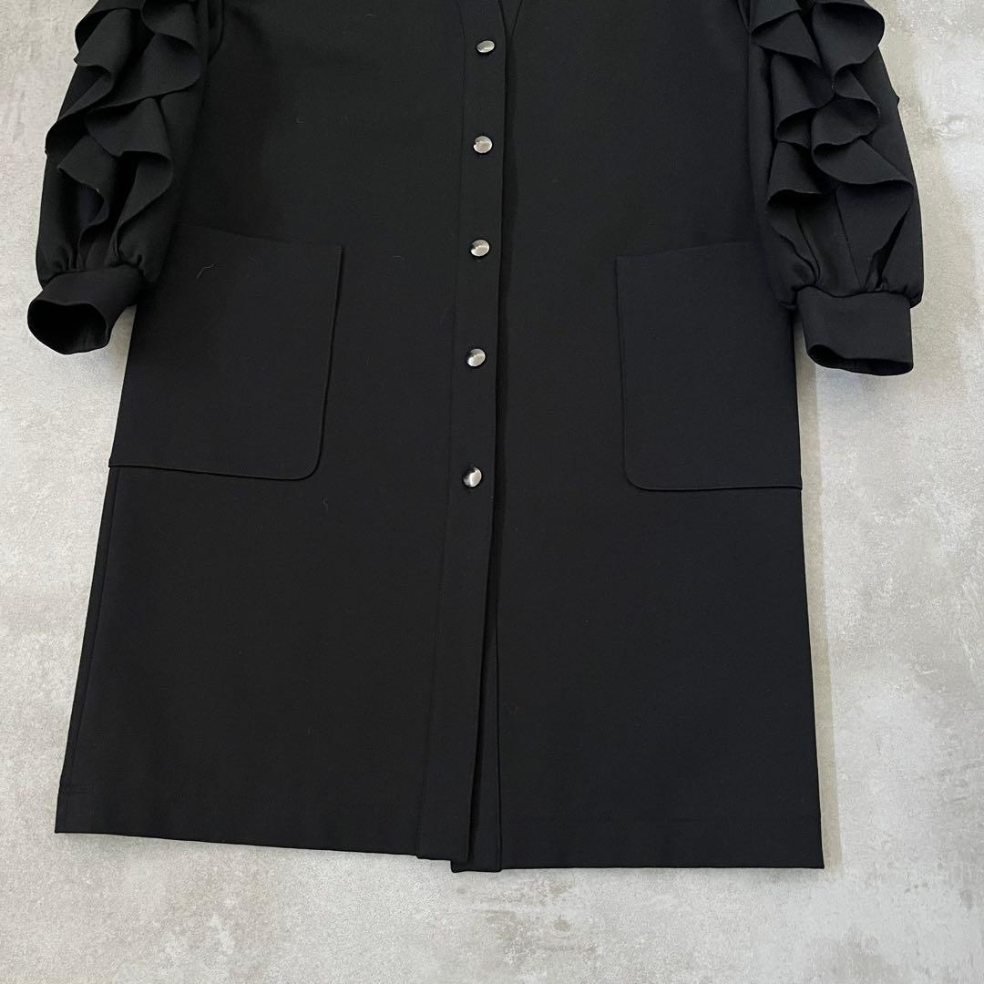 M-Premier Black エムプルミエ ポンチラッフルフリルスリーブコート