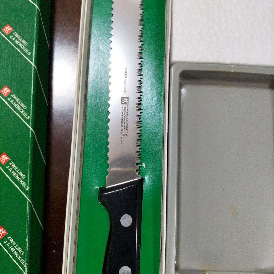 ZWILLING J.A. HENCKELS パン切りナイフと冷凍ナイフの両刃