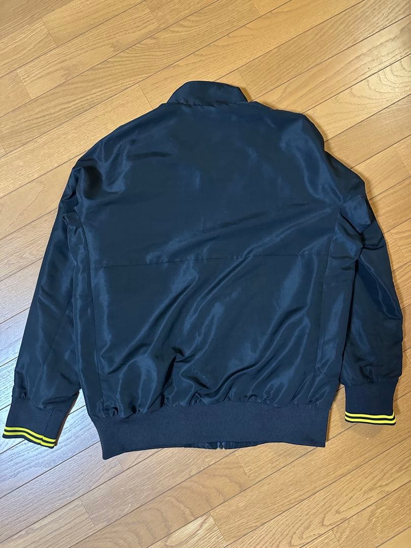 阪神タイガース レプリカ ウィンドブレーカー スタジャン L 美品 MIZUNO