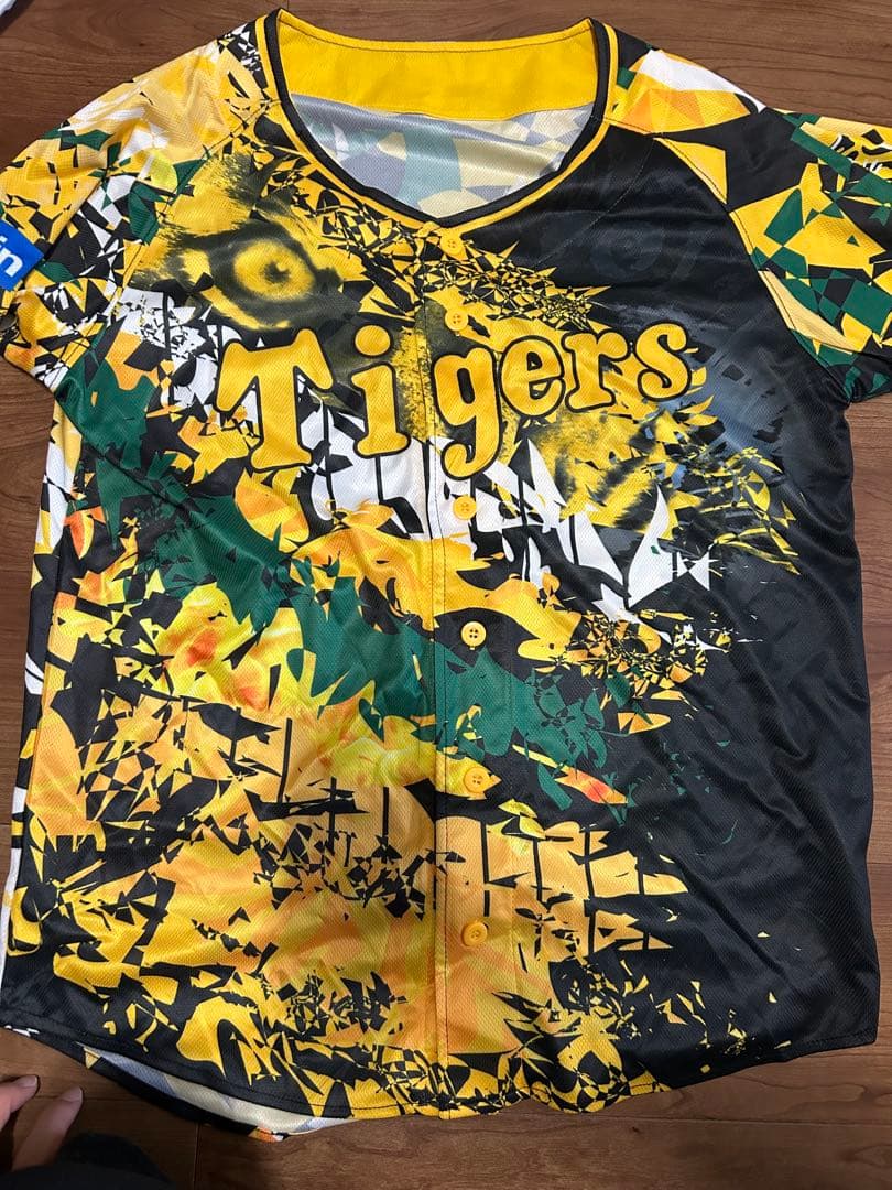 非売品　ミズノプロ　阪神タイガース ハーフジッパージャケットとシャツセット