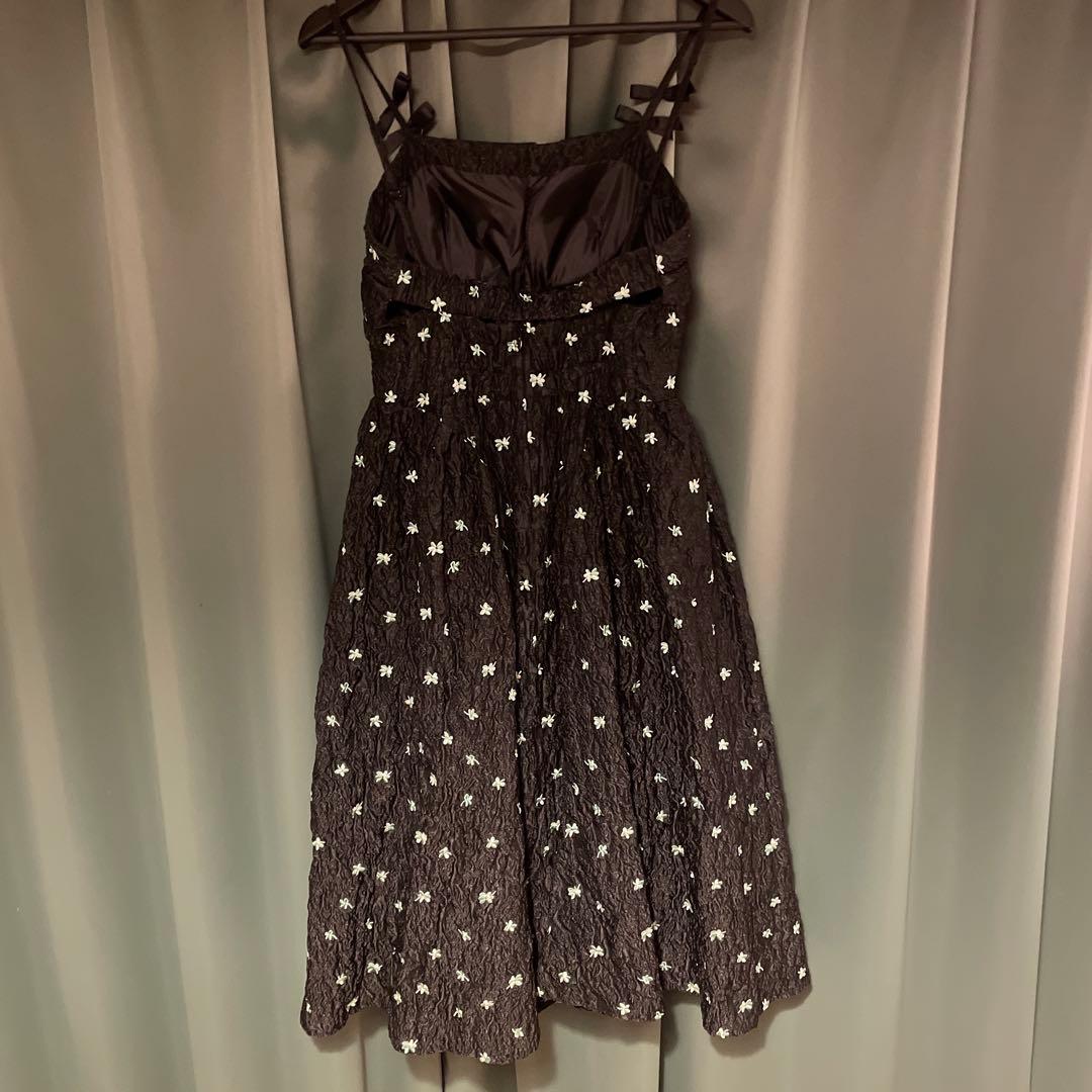 SNIDEL 花柄刺繍ワンピース